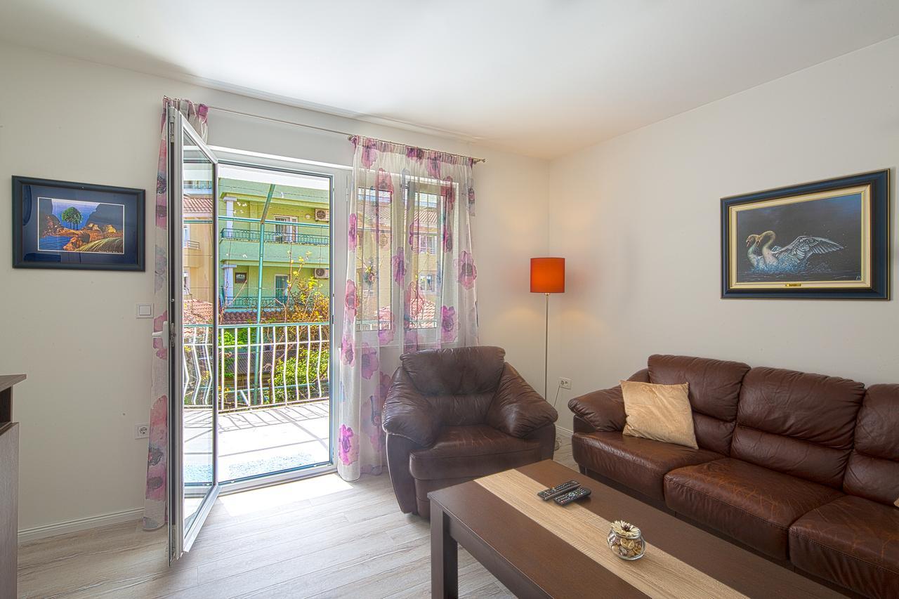 Apartman Aleksandra Будва Экстерьер фото